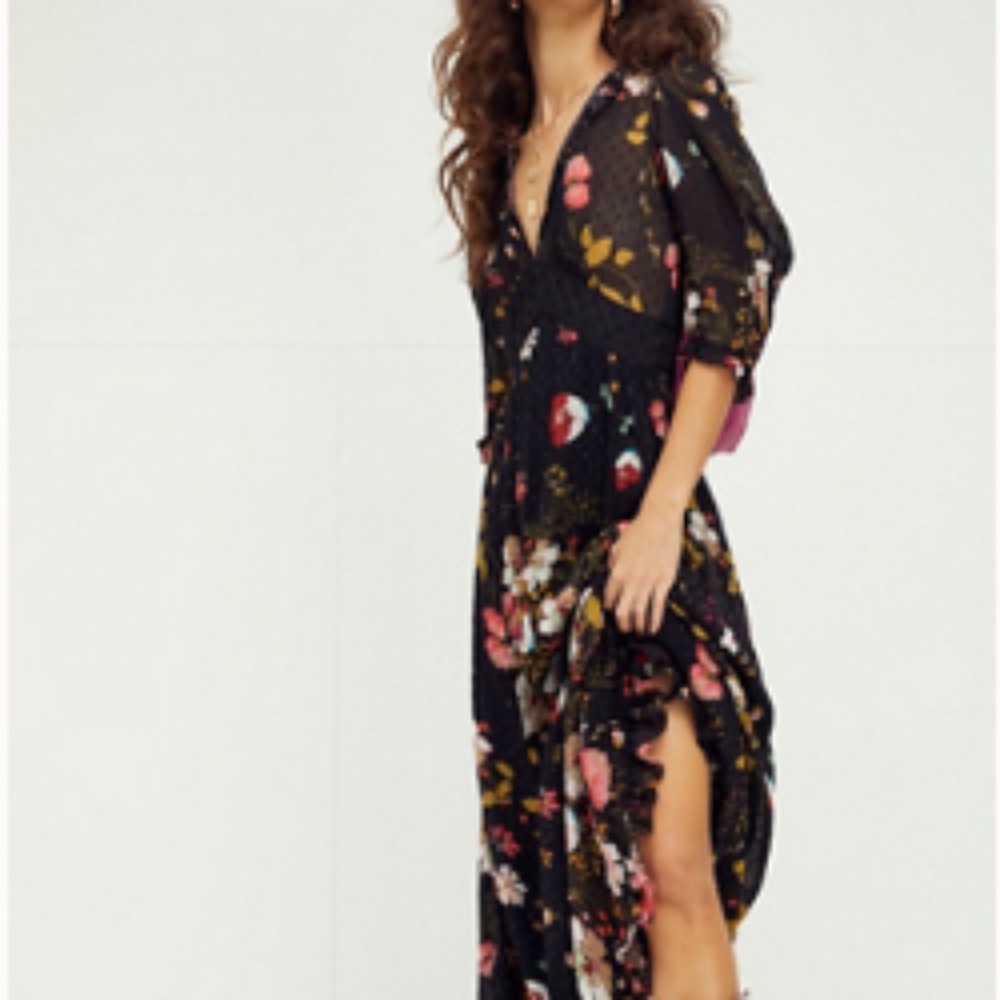 TiMo Delicate Semi Lace Floral Gown - Size M